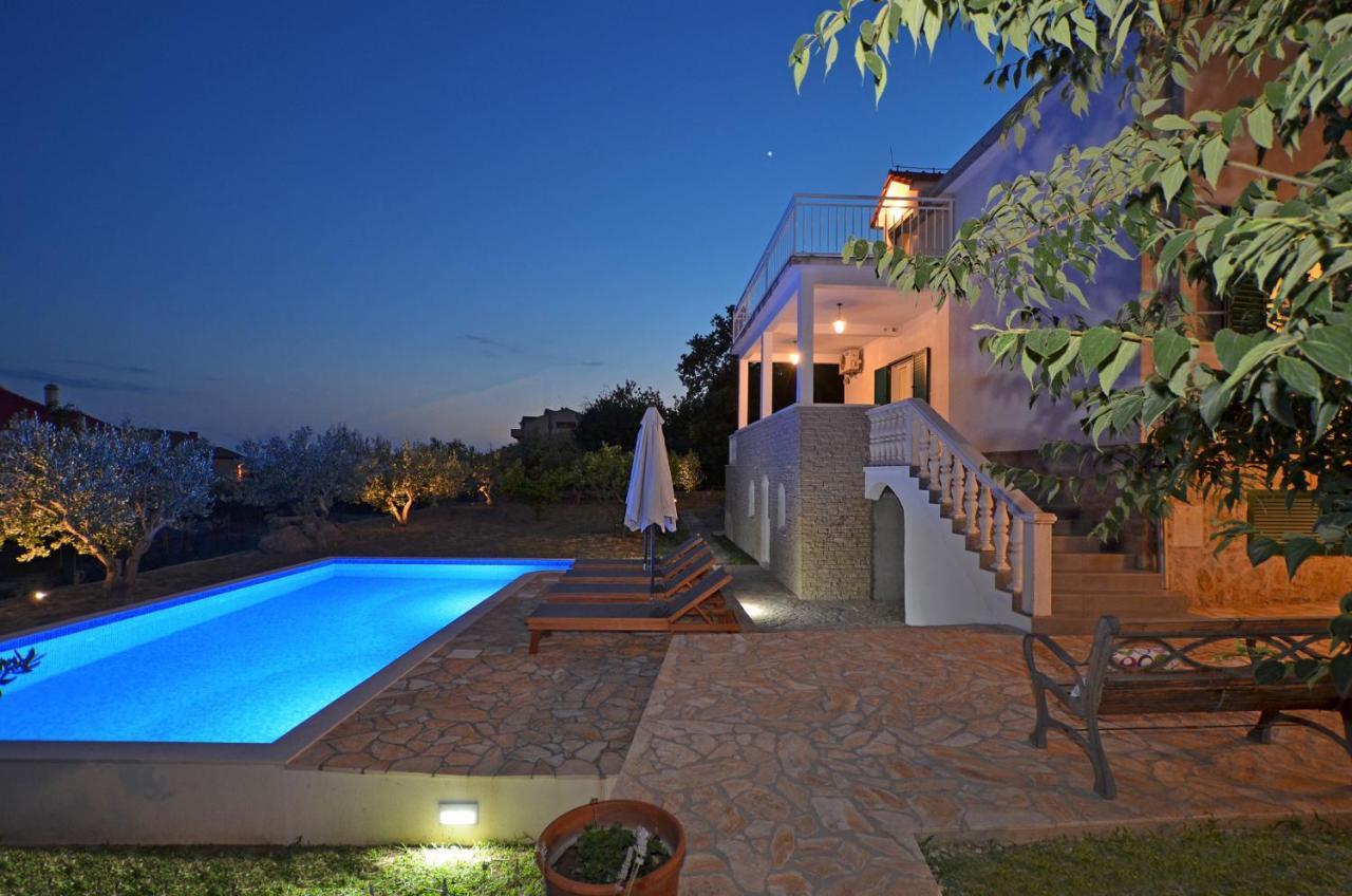 Holiday Home Nevera Kastela Ngoại thất bức ảnh