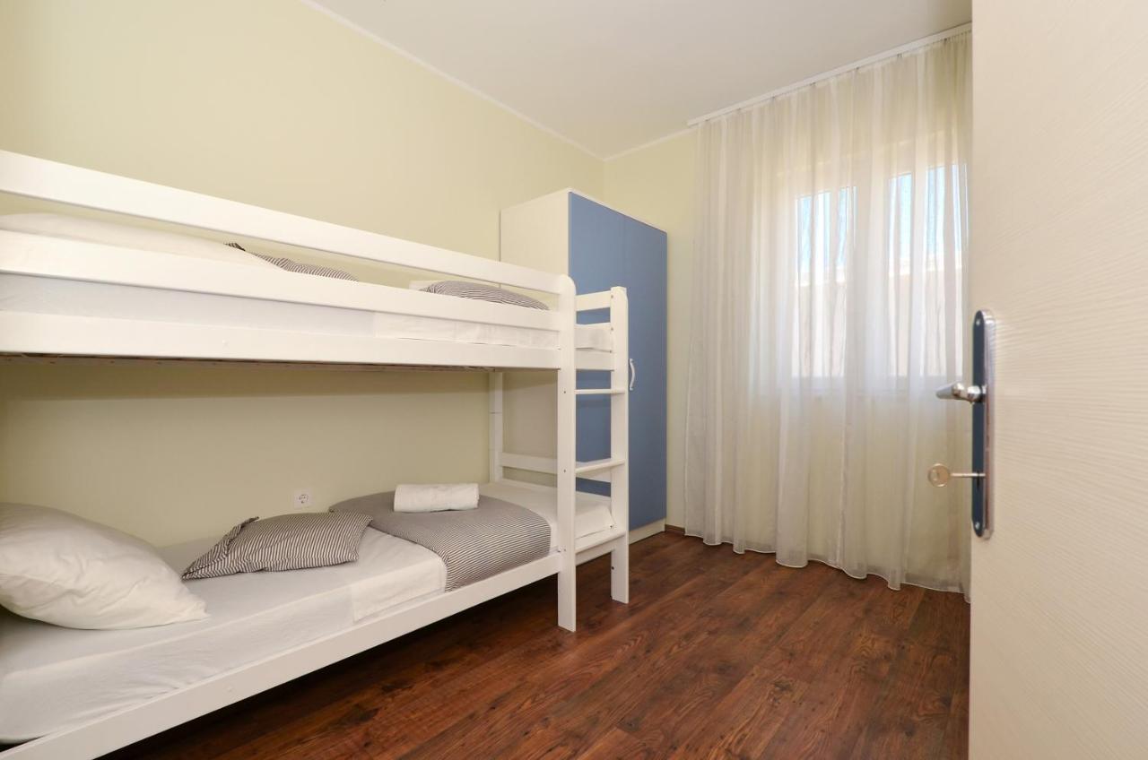 Holiday Home Nevera Kastela Ngoại thất bức ảnh