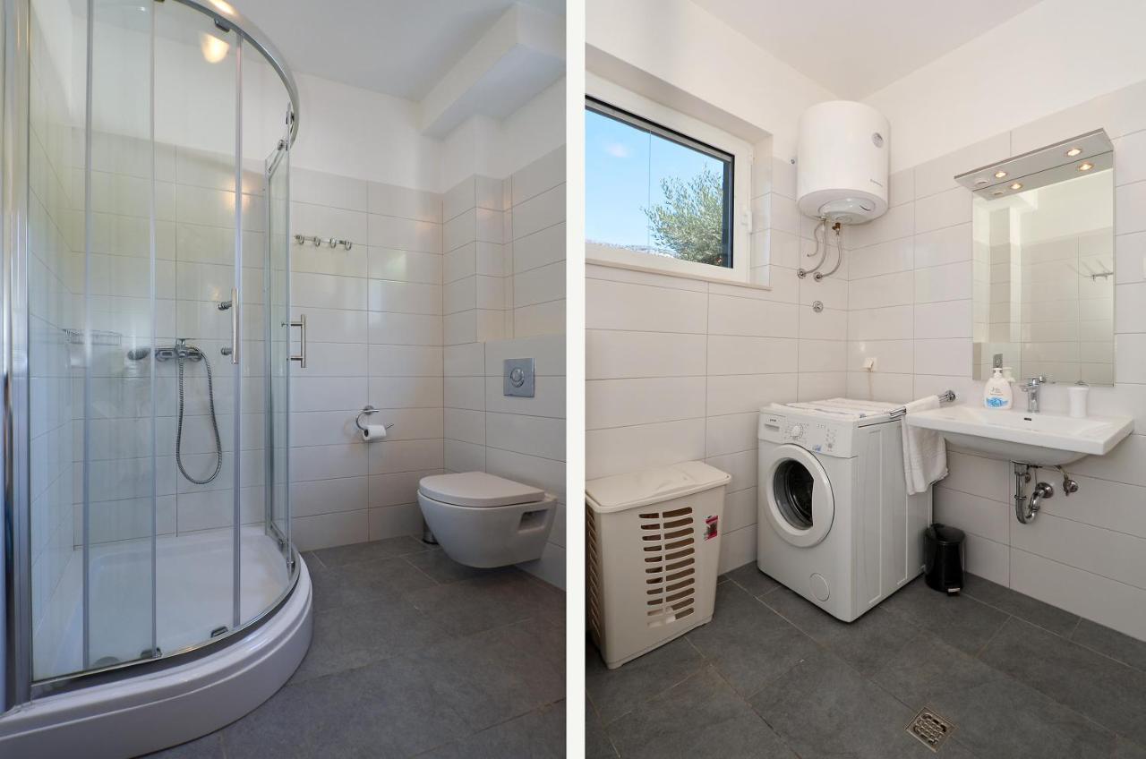 Holiday Home Nevera Kastela Ngoại thất bức ảnh