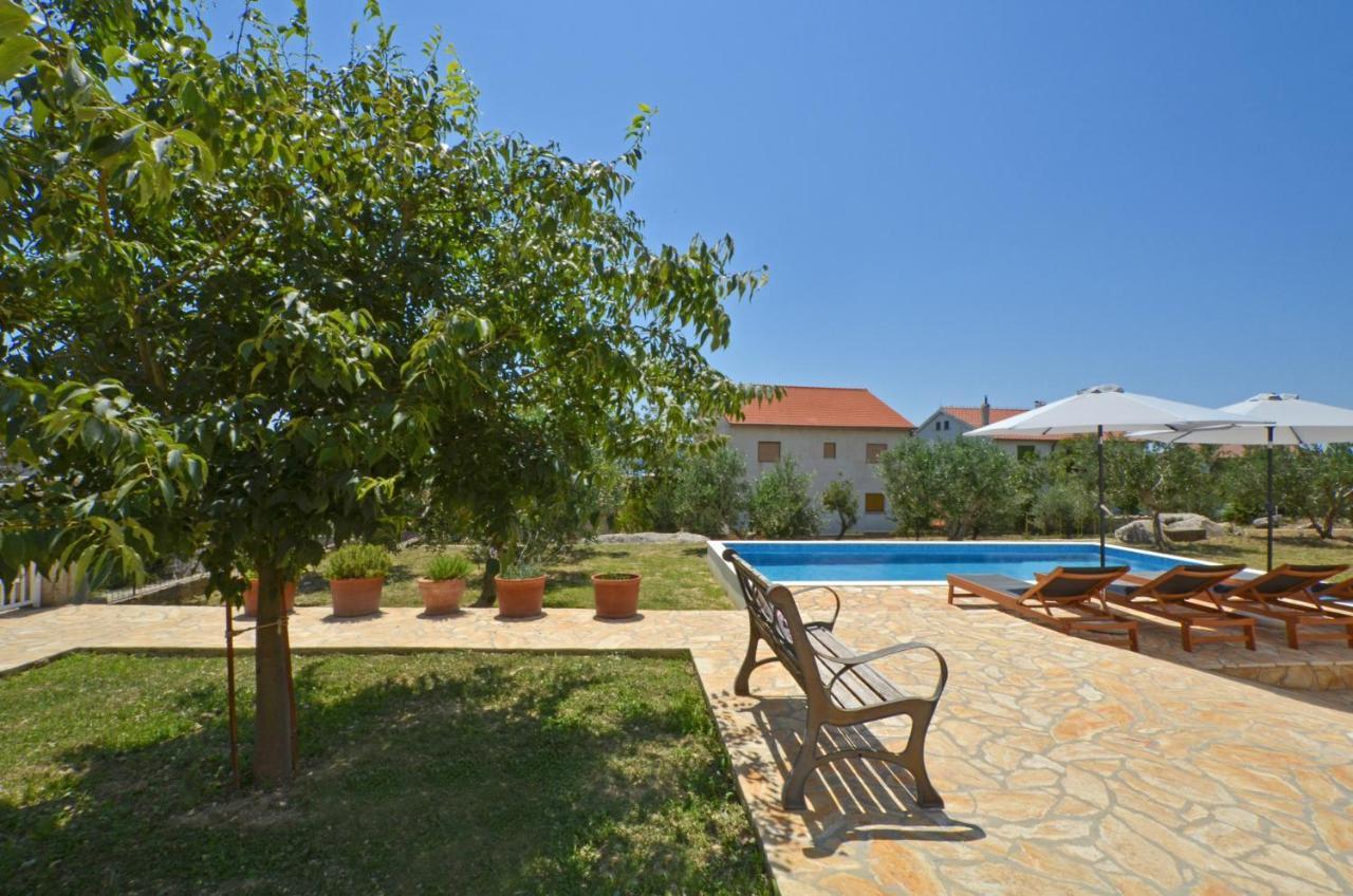 Holiday Home Nevera Kastela Ngoại thất bức ảnh