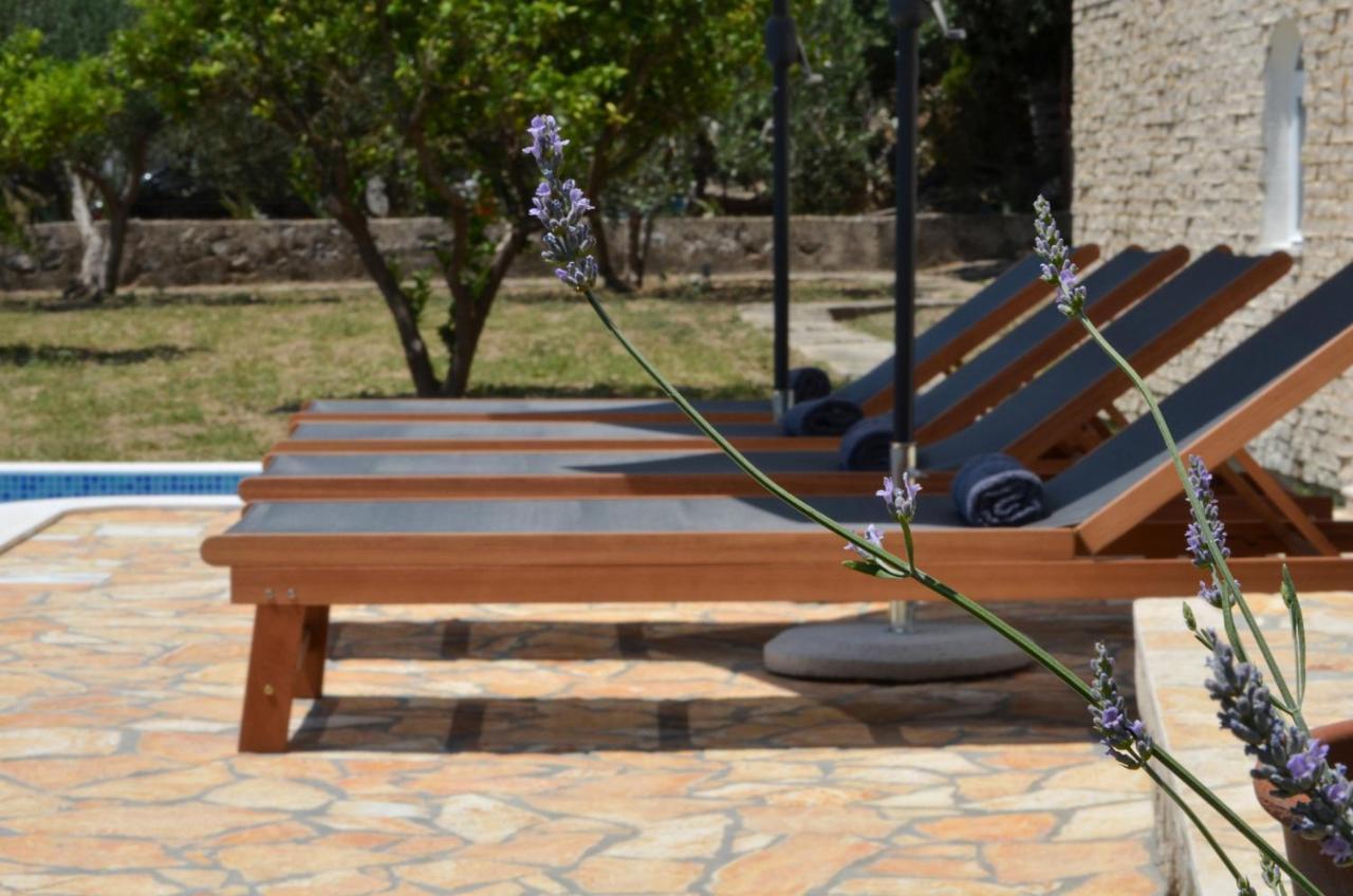 Holiday Home Nevera Kastela Ngoại thất bức ảnh