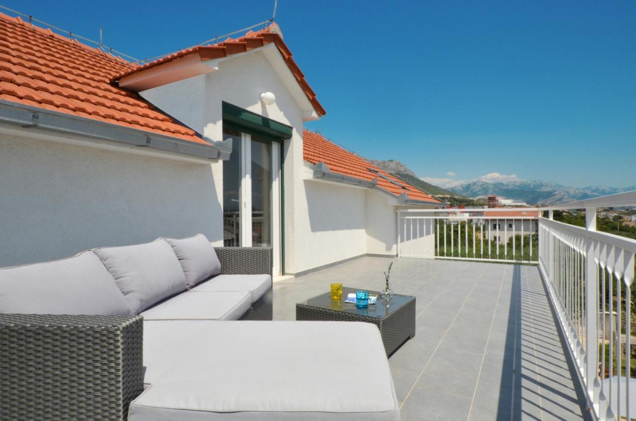 Holiday Home Nevera Kastela Ngoại thất bức ảnh